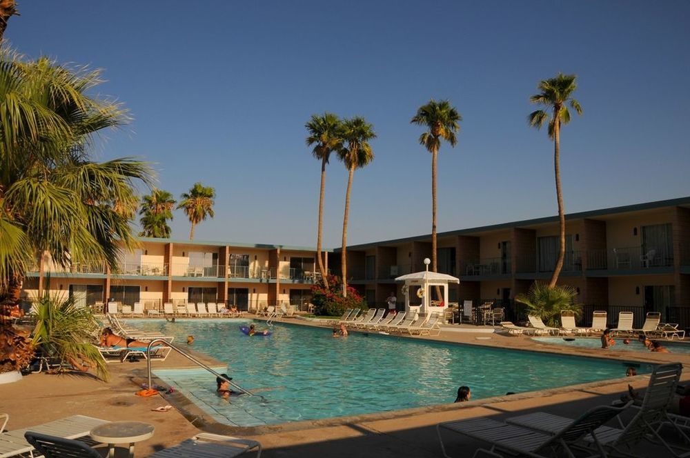 Desert Hot Springs Spa Hotel Facilities photo