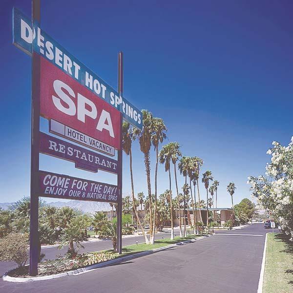 Desert Hot Springs Spa Hotel Exterior photo